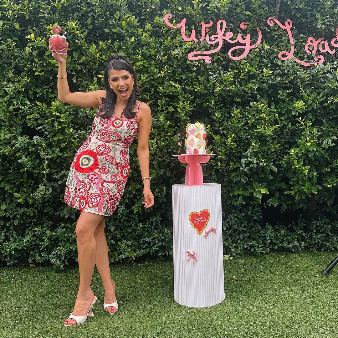 Wifey Loading